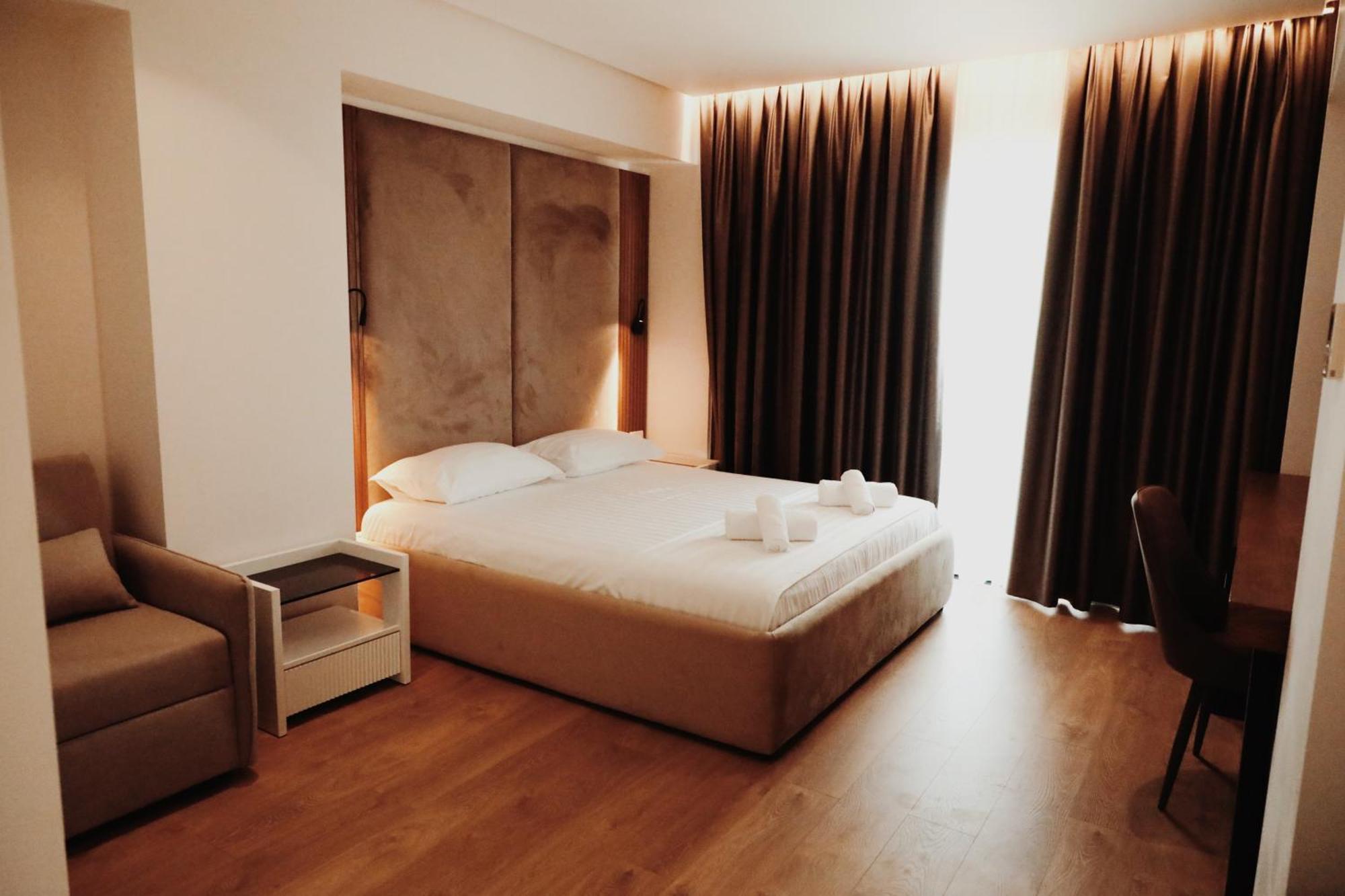 Oniro By Iliria Palace (Adults Only) ฮีมาเรอ ภายนอก รูปภาพ