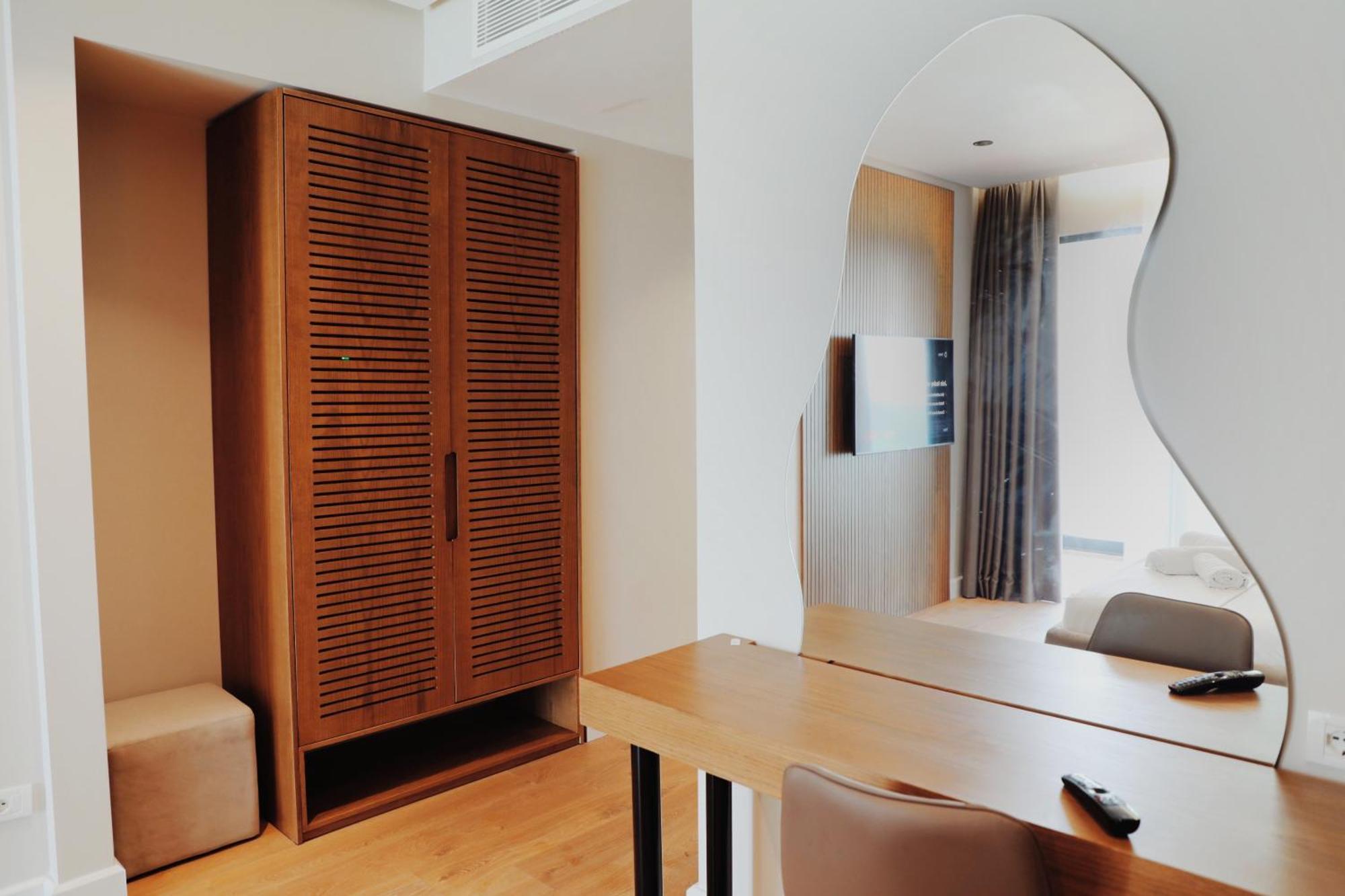 Oniro By Iliria Palace (Adults Only) ฮีมาเรอ ภายนอก รูปภาพ