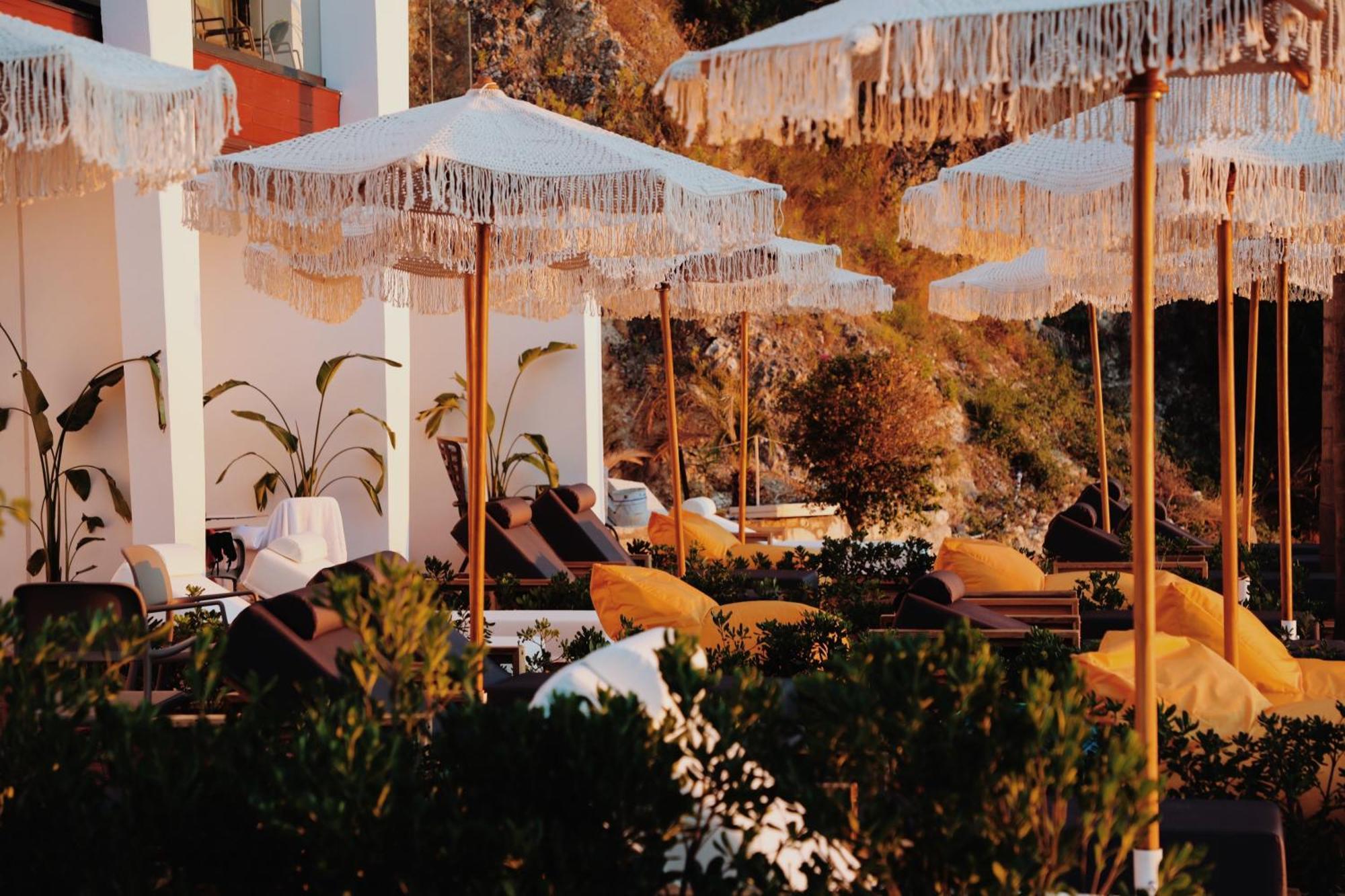 Oniro By Iliria Palace (Adults Only) ฮีมาเรอ ภายนอก รูปภาพ